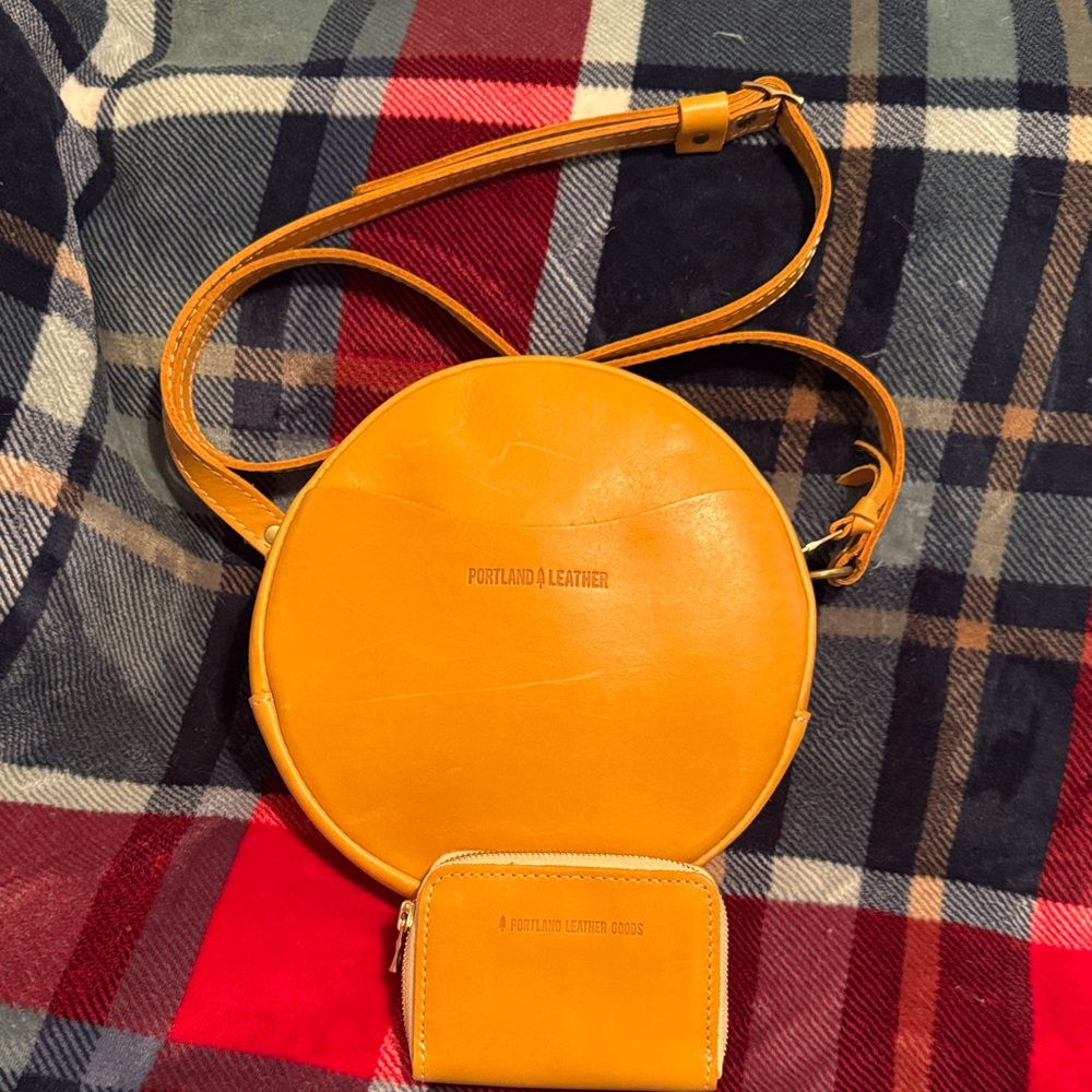 Portland Leather Round Crossbody Bag and Wallet - Sunflower Yellow